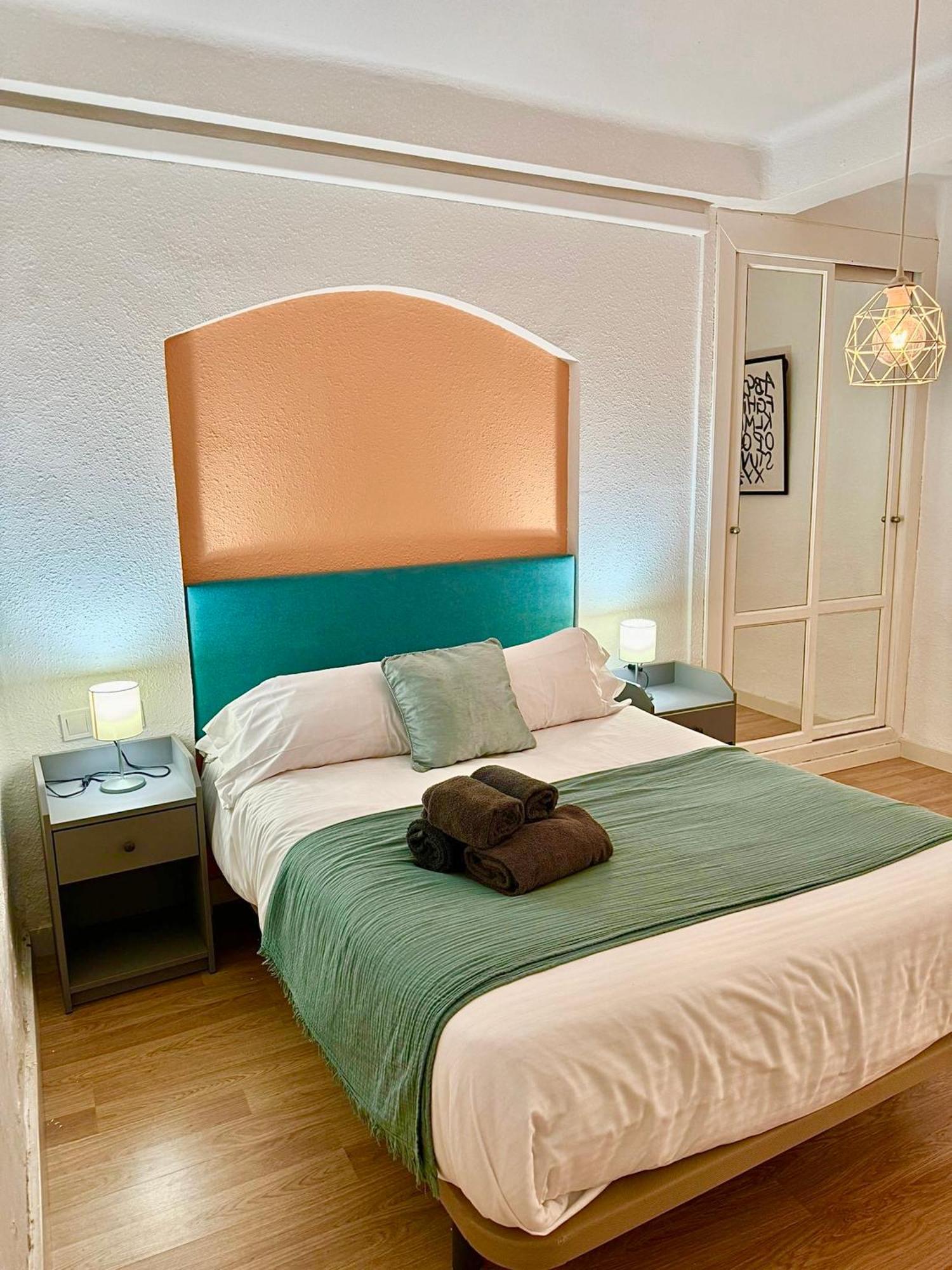 Holidays2Malaga 2 bedroom Armengual de la Mota close shopping center Exterior foto